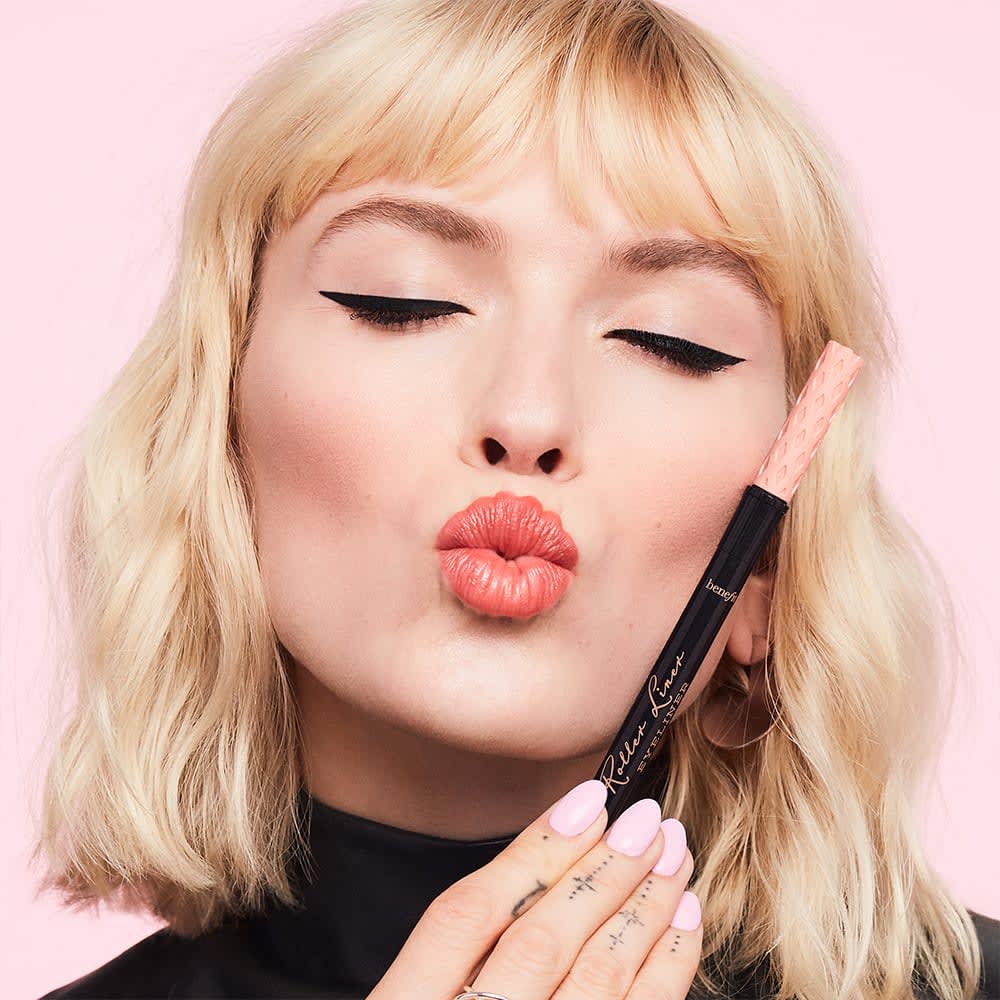 Benefit Cosmetics Roller Liner Liquid Eyeliner Black (2 Sizes) Benefit Cosmetics Roller Liner Liquid Eyeliner Black (2 Sizes)